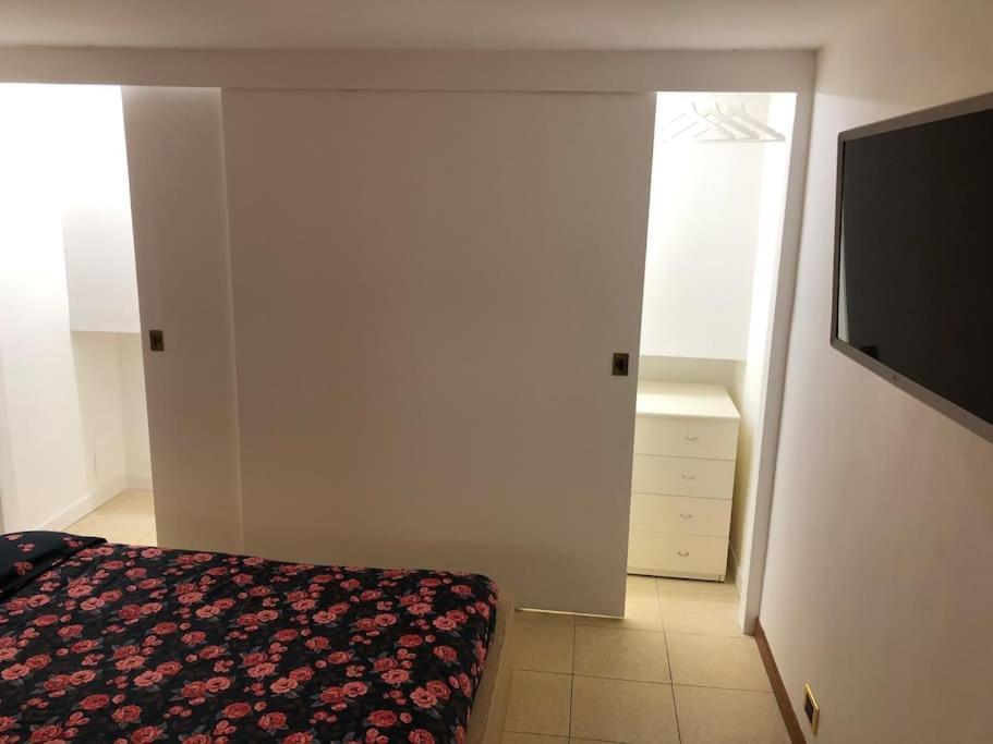 Bari For You - Guest House A 300Mt. Dal Mare Экстерьер фото