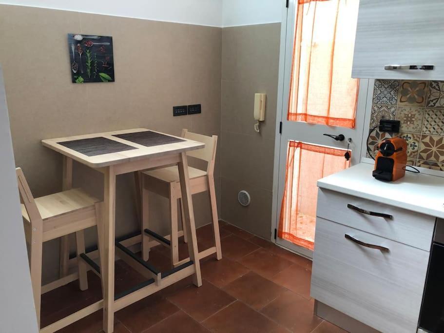 Bari For You - Guest House A 300Mt. Dal Mare Экстерьер фото
